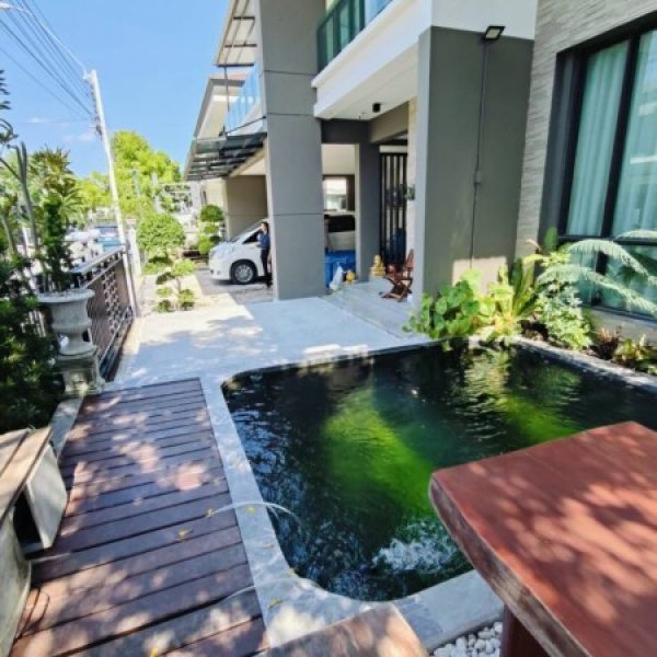 SiamKoiHouse.co.th สร้างสรรค์ บ่อปลาคาร์ฟและสวนสวยในฝัน ด้วยทีมงานมืออาชีพ (37)